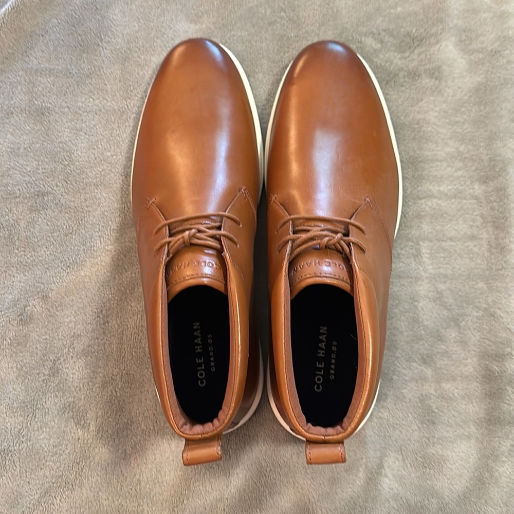 Cole Haan Men’s Grand Plus Essex Wedge British Tan Leather Chukka Boots